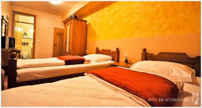 Hotel Bm International ซาราเยโว ภายนอก รูปภาพ