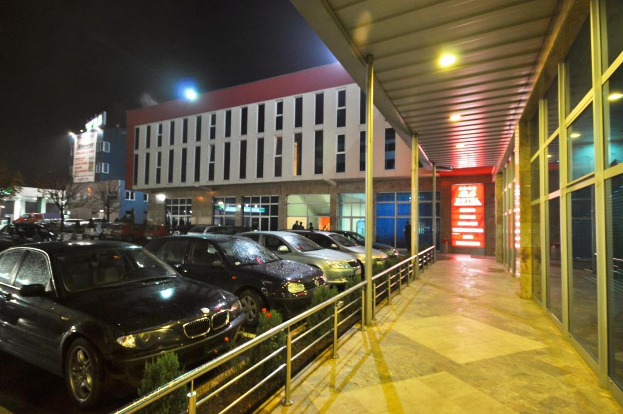 Hotel Bm International ซาราเยโว ภายนอก รูปภาพ